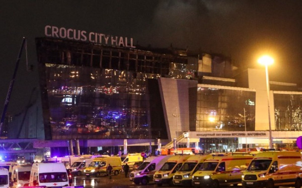 Μόσχα: Ξετυλίγεται η τραγωδία μετά το μακελειό - Τρία παιδιά μεταξύ των νεκρών