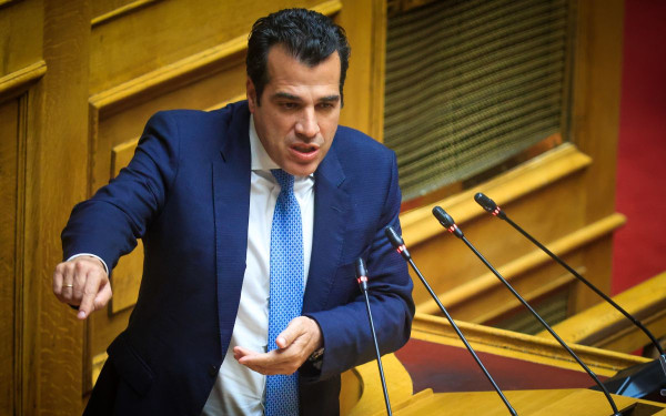 Ο Θάνος Πλεύρης νέος υπουργός Μετανάστευσης και Ασύλου Ο Θάνος Πλεύρης νέος υπουργός Μετανάστευσης και Ασύλου