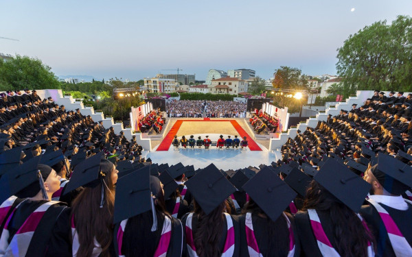 Πανεπιστήμιο Λευκωσίας: Κορυφαία επιλογή για Έλληνες φοιτητές