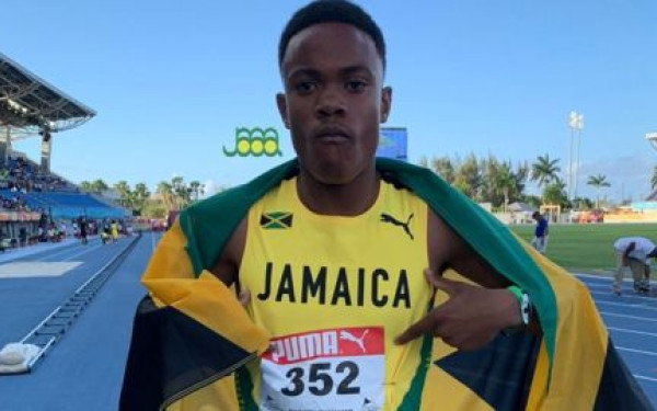 Στίβος: Έφηβος Τζαμαϊκανός κατέρριψε το ρεκόρ που κατείχε ο Γιουσέιν Μπολτ από το 2002 (βίντεο)