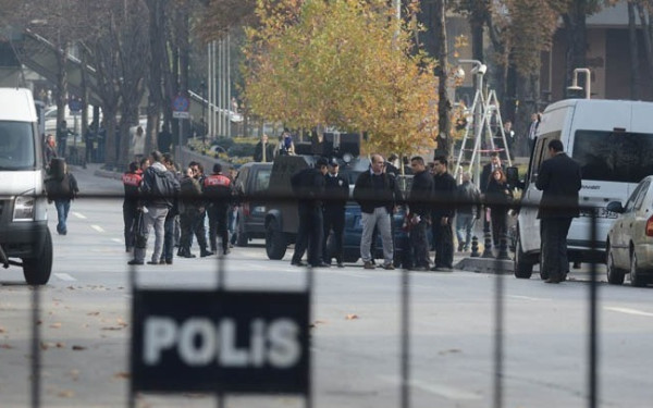 Μετεκλογική βία στην Τουρκία: Ένας νεκρός, τέσσερις τραυματίες σε επεισόδια