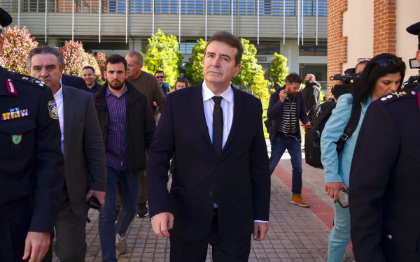 Αποκάλυψη: Όλα όσα είπε ο Χρυσοχοΐδης στους δημάρχους της Θεσσαλονίκης – 12.500 συλλήψεις για ενδοοικογενειακή βία και 500 για βία μεταξύ ανηλίκων