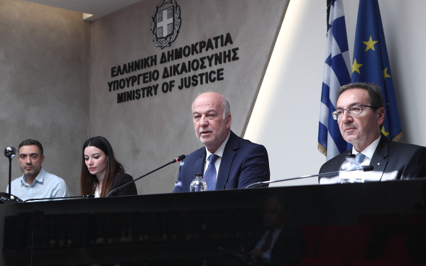 Παρουσιάστηκε ο νέος δικαστικός χάρτης - Όλες οι αλλαγές σε όλη τη χώρα