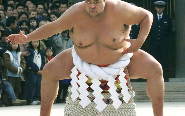 Ο θρύλος του σούμο Ακεμπόνο, ο πρώτος μη Ιάπωνας  «γιοκοζούνα», πέθανε στα 54 του