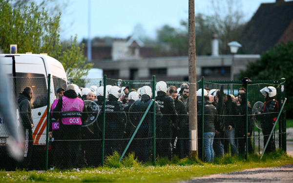 Κλαμπ Μπριζ - ΠΑΟΚ: Αποκαλυπτικό βίντεο από τα επεισόδια στο Βέλγιο