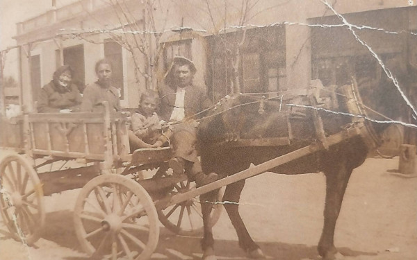 Θεσσαλονίκη: Οι κάτοικοι της Καρδίας αναβιώνουν το έθιμο της σούστας - Ιστορικές φωτογραφίες