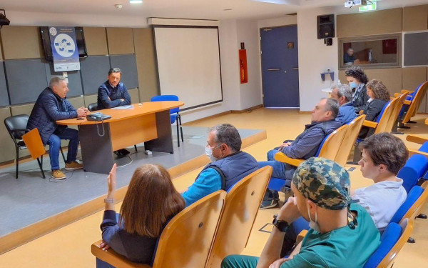 Χαλκιδική: Κλιμάκιο του ΠΑΣΟΚ συναντήθηκε με το Σωματείο Εργαζομένων του Γενικού Νοσοκομείου