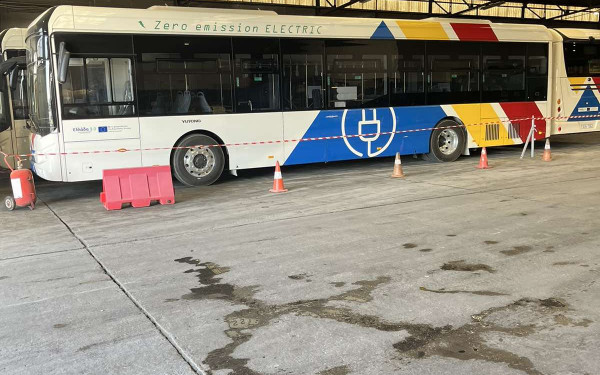 ΟΑΣΘ: Παρέμβαση του «Ηρακλή» για να σταματήσει η εγκατάσταση φορτιστών ηλεκτρικών λεωφορείων