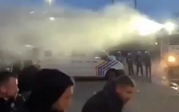 ΠΑΟΚ: Ξέσπασε ο αδερφός του Μπράντον Τόμας για τα επεισόδια μεταξύ βελγικής αστυνομίας και οπαδών (βίντεο)