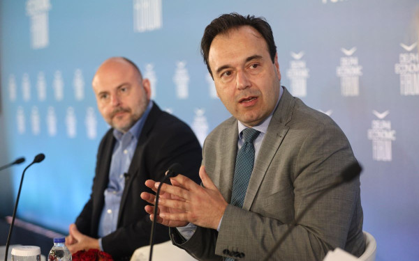 Δ. Παπαστεργίου στο Φόρουμ των Δελφών: Οι μικροδορυφόροι θα μας δώσουν λύσεις