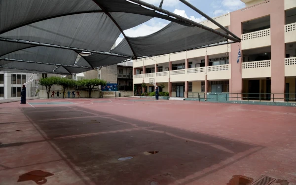 Δήμος Θεσσαλονίκης: Παρεμβάσεις στα σχολεία ενόψει της νέας σχολικής χρονιάς (φωτ.)