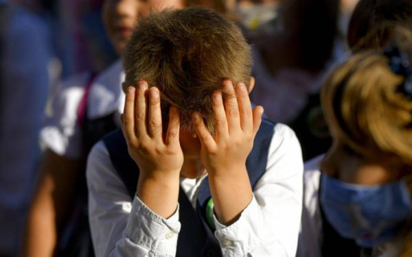 Αρκαδία: Δασκάλα έκανε καταγγελία μετά από σημάδια που είδε σε μαθητή της (βίντεο)