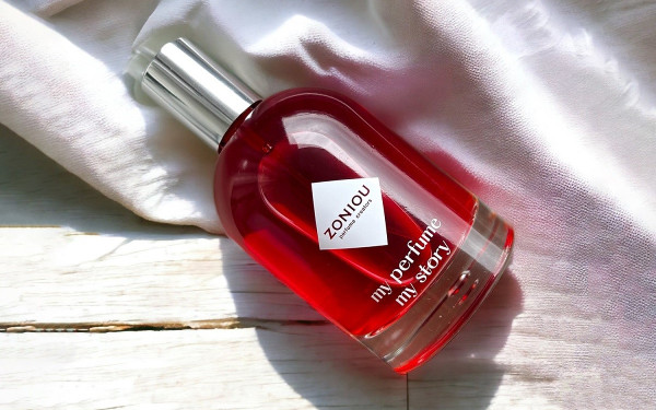 Zoniou: Ένα μαγικό ταξίδι στον κόσμο των αρωμάτων