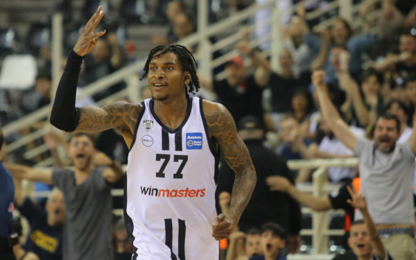 «Πάμε να το πάρουμε»: Οι ευχές του Κέβιν Πόρτερ Τζούνιορ στην ομάδα μπάσκετ του ΠΑΟΚ (βίντεο)