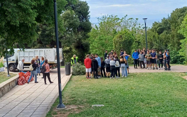 Θεσσαλονίκη: Οι μαθητές καθάρισαν τους Κήπους του Πασά