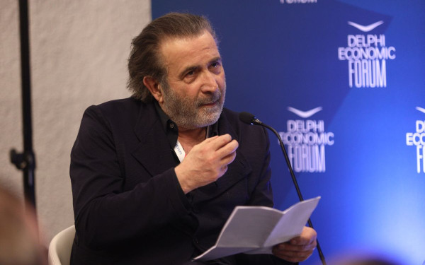 Λάκης Λαζόπουλος για Λάνθιμο: Οι ταινίες του είναι στα αγγλικά όμως οι εικόνες είναι από ελληνικό νου