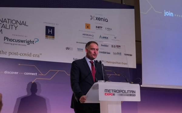 Πρόεδρος Ξενοδοχειακού Επιμελητηρίου Ελλάδας: Υποδομές, βιώσιμη τουριστική ανάπτυξη και εξασφάλιση προσωπικού οι μεγάλες προκλήσεις