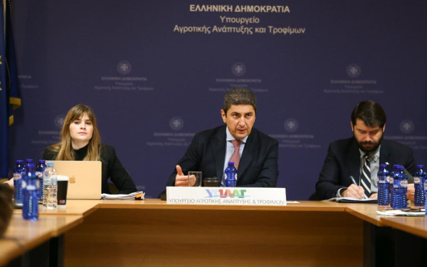 Τι προβλέπει το νομοσχέδιο για τον εκσυγχρονισμό του θεσμού των Διεπαγγελματικών Οργανώσεων