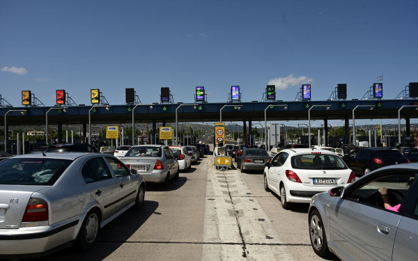 Μειώνονται έως 3 ευρώ τα διόδια στο τμήμα Μαλιακός-Κλειδί της ΠΑΘΕ