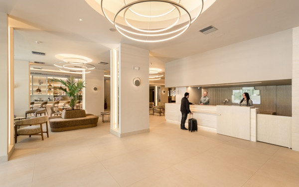 Γιορτάστε το Άγιο Πάσχα στο Holiday Inn Thessaloniki με τις ειδικές προσφορές διαμονής και τα εκπληκτικά εορταστικά μενού