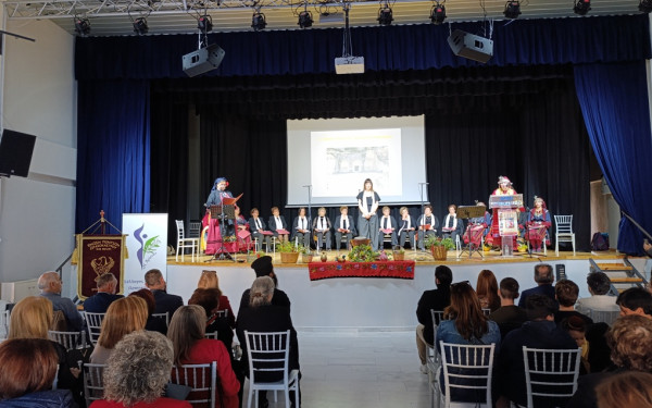 Δ. Ωραιοκάστρου: Πολιτιστικοί σύλλογοι και μέλη ΚΑΠΗ παρουσίασαν με υπέροχες ερμηνείες τα Κάλαντα του Αγίου Λαζάρου