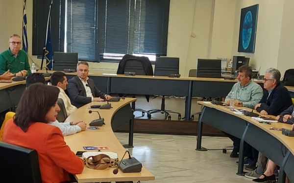 Μητροπολιτικό πράσινο πάρκο στους χώρους της ΔΕΘ και μεγάλο συνεδριακό και εκθεσιακό κέντρο στην περιοχή της Σίνδου