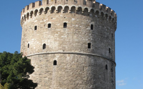 Θεσσαλονίκη: Ο Λευκός Πύργος «κοκκινίζει» αύριο για την Παγκόσμια Ημέρα Θαλασσαιμίας