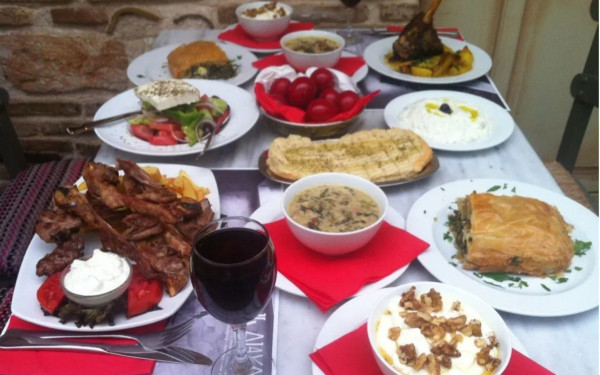 Υπουργείο Ανάπτυξης: Διαψεύδονται οι καταστροφολόγοι της αντιπολίτευσης, που μιλούσαν για το ακριβότερο Πάσχα όλων των εποχών