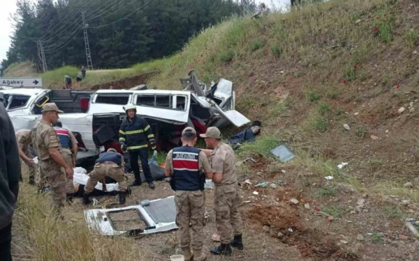 Τουρκία: Οκτώ νεκροί και έντεκα τραυματίες έπειτα από σύγκρουση μπετονιέρας με λεωφορείο