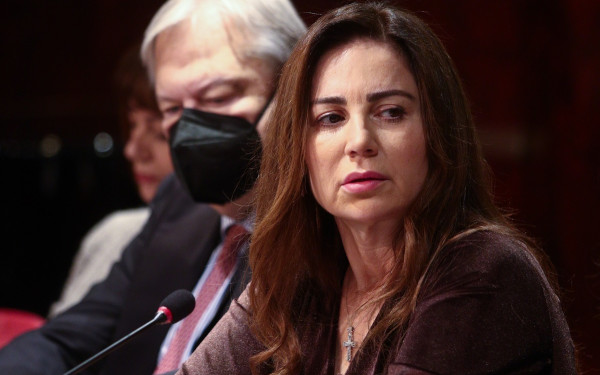 Οργή για τη δήλωση της Βίκυς Φλέσσα για τα Τέμπη: «Τα παιδιά τα σκοτώσαμε όλοι μαζί, δεν έχει σχέση με την κυβέρνηση» (βίντεο)