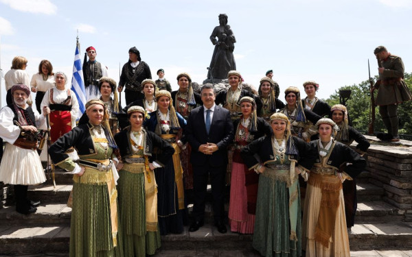 Στη Νάουσα ο Α. Τζιτζικώστας: Τίμησε τις εκδηλώσεις για τη 202η επέτειο του Ολοκαυτώματος της Ηρωικής Πόλης