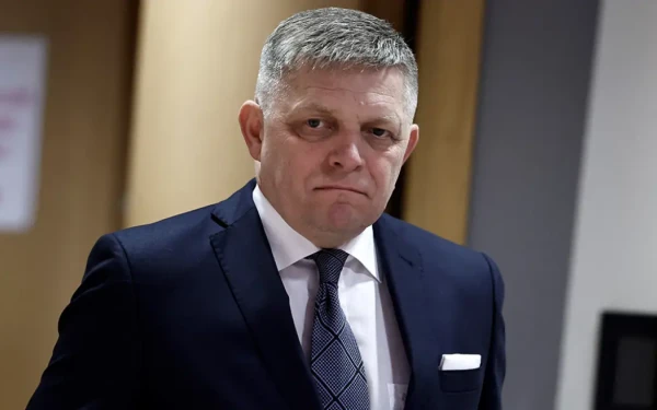 Σλοβακία: «Μεταξύ ζωής και θανάτου» ο πρωθυπουργός Φίτσο μετά την απόπειρα δολοφονίας εις βάρος του - Δέχτηκε πυροβολισμούς στην κοιλιά (βίντεο)