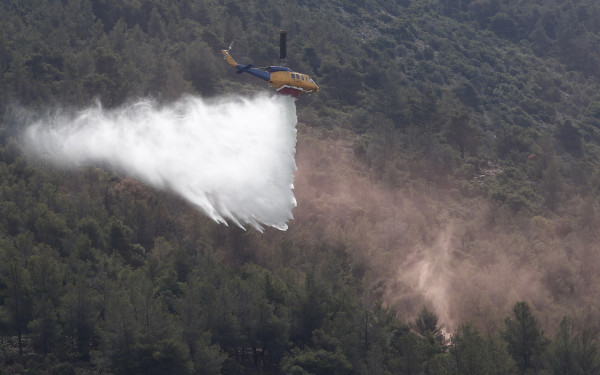 Σουφλί: Πυρκαγιά σε δασική έκταση στο χωριό Κυριακή - 11 εναέρια μέσα στη μάχη της κατάσβεσης