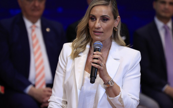 Ελεονώρα Μελέτη στη «ΜτΚ»: Η νέα ευρωπαϊκή ταυτότητα δεν αφήνει περιθώρια για εθνικισμούς και διαλυτικούς αστερίσκους