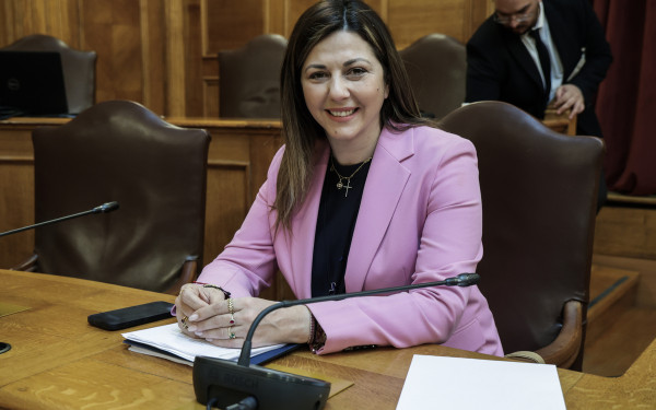 Σ. Ζαχαράκη: Ξεκίνησαν καλά οι Πανελλήνιες – Οι βαθμολογίες λίγες μέρες μετά το τέλος των εξετάσεων, τέλος Ιουλίου οι βάσεις