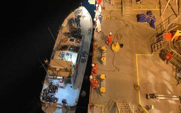 Γαύδος: Δεξαμενόπλοιο περισυνέλλεξε 51 ανθρώπους ανοιχτά της Γαύδου