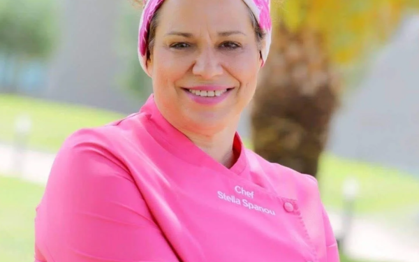 Μια σεφ από τη Χαλκιδική δημιουργεί και… μαγεύει με τις μαγειρικές εμπνεύσεις της