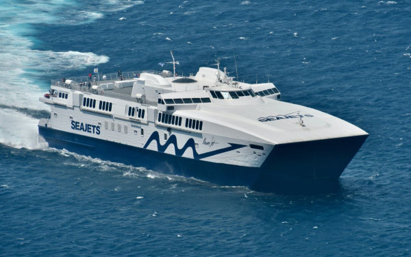 Ηράκλειο: Απέπλευσε κανονικά το καταμαράν «power jet» - Επιδιορθώθηκε η μηχανική βλάβη