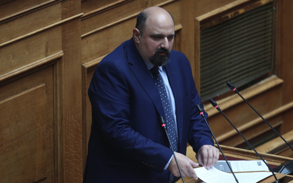 Αρχίζουν σήμερα οι εργασίες της Προανακριτικής για τον Χ. Τριαντόπουλο: Κόντρα για κατάλογο μαρτύρων και το προεδρείο