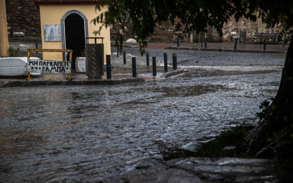 Καιρός: Έντονα φαινόμενα την Τρίτη στη δυτική χώρα και το Ιόνιο