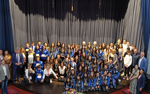 Ο Δήμος Κορδελιού - Ευόσμου βράβευσε αθλητές, αθλήτριες και σωματεία που διακρίθηκαν το 2023