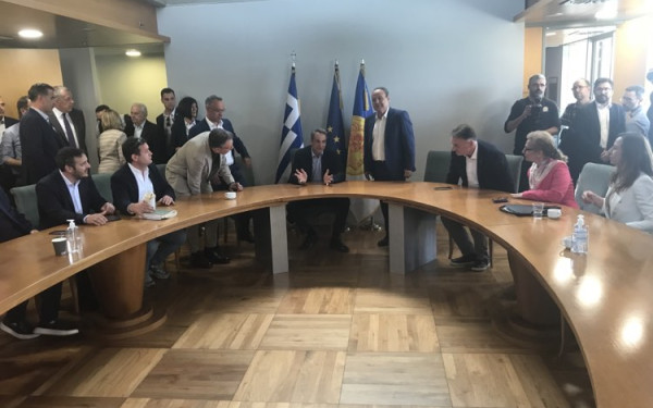 Συνάντηση του πρωθυπουργού με Αγγελούδη: Τα επόμενα χρόνια η Θεσσαλονίκη θα δει όχι μόνο πολλά σχέδια αλλά και πολλά εγκαίνια