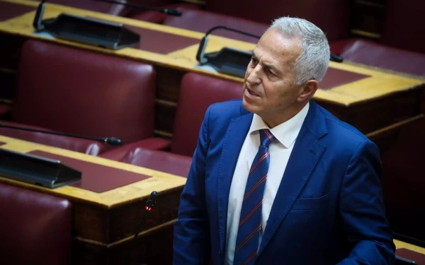 Αποστολάκης: Ολιγωρία της κυβέρνησης στο θέμα της Βόρειας Μακεδονίας