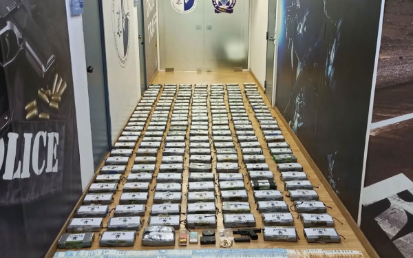 Πειραιάς: Tο «πλούσιο» παρελθόν των ναρκεμπόρων πίσω από τα φορτία που εξάρθρωσε η ΕΛΑΣ