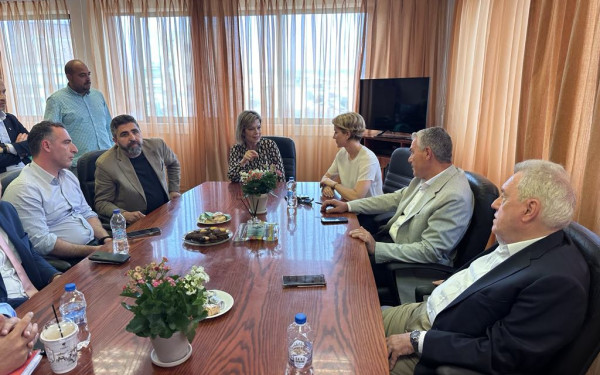 Λαγκαδάς: Για το ενεργειακό κόστος και ΑΠΕ συζήτησαν η Αλεξάνδρα Σδούκου με τη Δήμαρχο Νίκη Ανδρεάδου και αγρότες της περιοχής