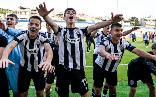 Super League Κ15: Ο ΠΑΟΚ νίκησε τον Ολυμπιακό και κατέκτησε το πρωτάθλημα (βίντεο)