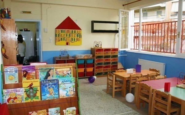 Στη Βουλή το ζήτημα που προέκυψε με τους εργαζόμενους στους βρεφονηπιακούς σταθμούς Νεάπολης-Συκεών