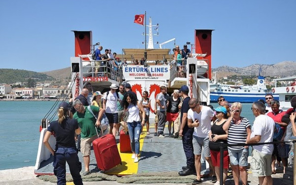 Πλημμυρίζουν από Τούρκους τουρίστες, με gate visa, Χίος, Λέσβος και Σάμος - Τι λένε οι ξενοδόχοι