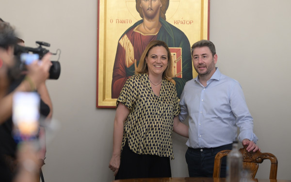 Στις Σέρρες ο Ανδρουλάκης - Συναντήθηκε με τη δήμαρχο (φωτ.)