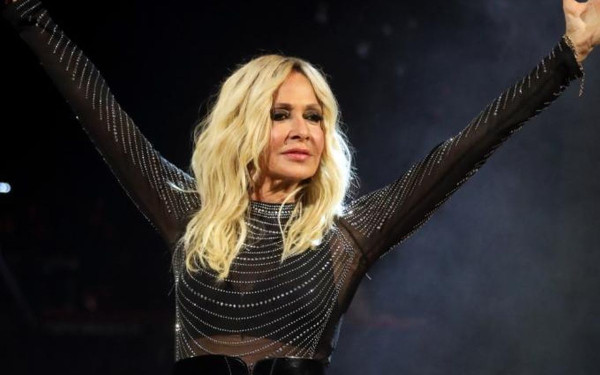 Η Άννα Βίσση τρόλαρε τους παίκτες του Ολυμπιακού με ύμνο του Παναθηναϊκού (βίντεο)